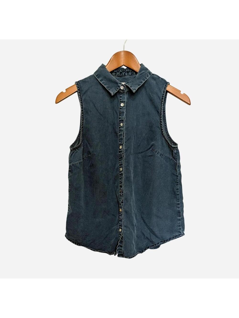 Soft Washed Denim Sleeveless Button Up Top M